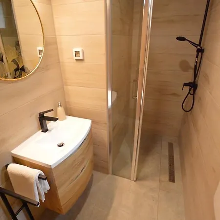 Ginko House * Опатія